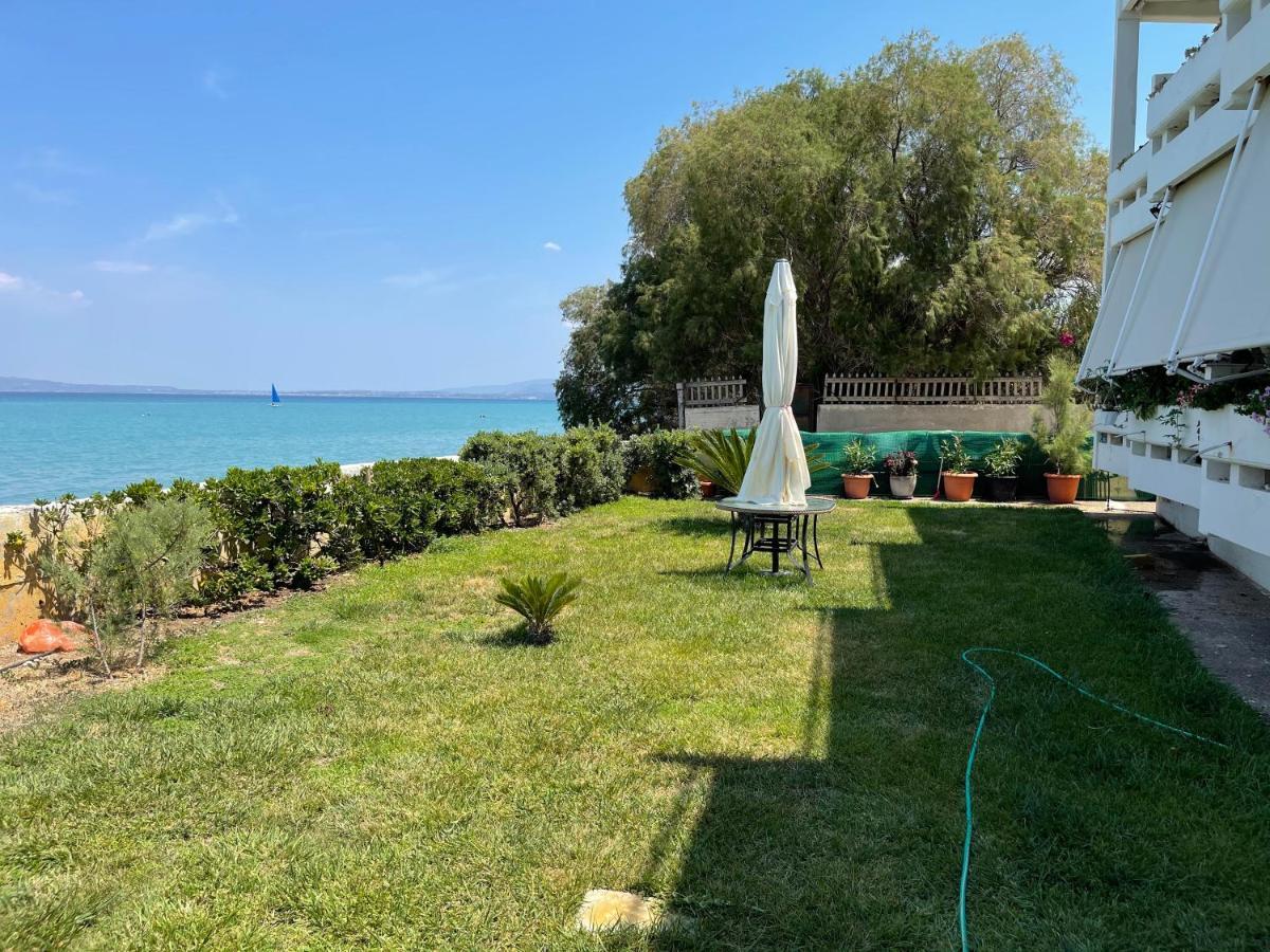 Stunning Beachfront Apartment Stratos Nerántza 외부 사진